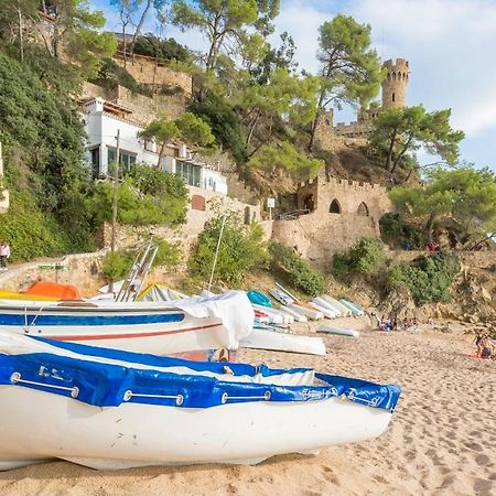 2P-51 - Lloret De Mar Bagian luar foto